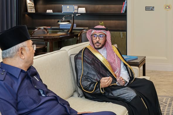 Perjumpaan bersama Sheikh Dr. Mohammed Ahmed Gharawi, Rabitah, Muslim World League (Malaysia) dan Dato Sri Syed Hussien Abd Kadir Al-Habshee