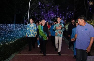 lawatan ke “Luna Lights Wonderland” di Taman Seribu Bunga