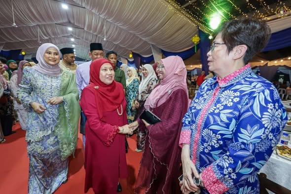Majlis Rumah Terbuka Hari Raya Aidilfitri YB Datuk Wira Abdul Razak bin Abdul Rahman