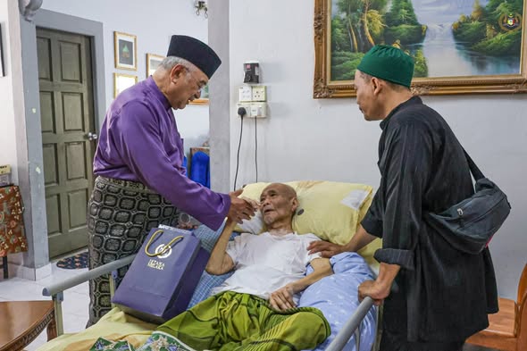 Penghormatan terkahir kepada Allahyarhamah Intan Herlina binti Jasmi, anggota Jabatan Pengurusan Korporat & Komuniti Majlis Bandaraya Melaka Bersejarah (MBMB)