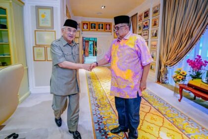 Pertemuan Bagi Mendengar Taklimat Penerangan dan perkembangan semasa Kerajaan Negeri Melaka