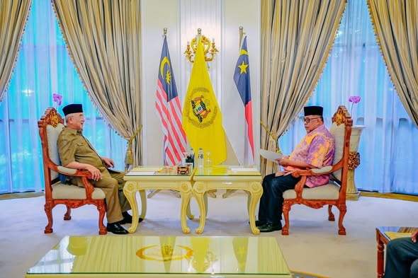 Pertemuan Bagi Mendengar Taklimat Penerangan dan perkembangan semasa Kerajaan Negeri Melaka