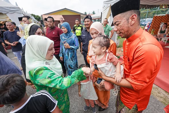 Majlis Rumah Terbuka Hari Raya Aidilfitri YB Datuk Haji Rahmad bin Mariman