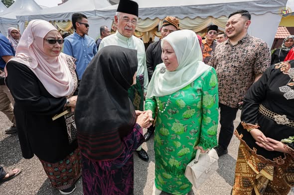 Majlis Rumah Terbuka Hari Raya Aidilfitri YB Datuk Haji Rahmad bin Mariman