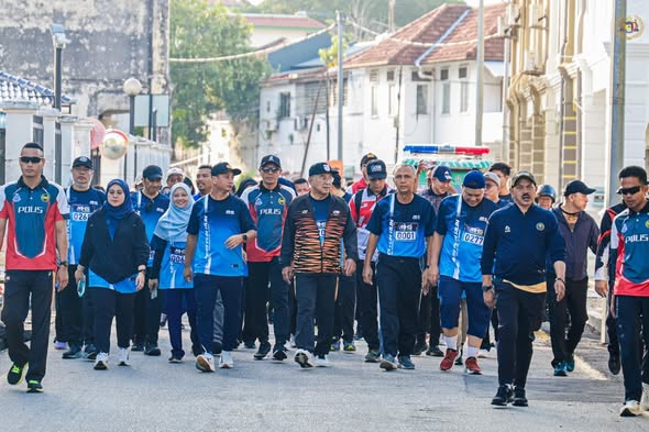 Perasmian Program Larian Amal ''MHS Run 200 Years of Glory''