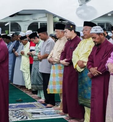 Solat Jumaat di Masjid Imam Muslim, Belimbing Dalam, Durian Tunggal, Melaka