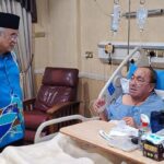 Menziarahi Hajah Rusiah binti Jauhari yang sedang menerima rawatan di Hospital Pantai, Kuala Lumpur