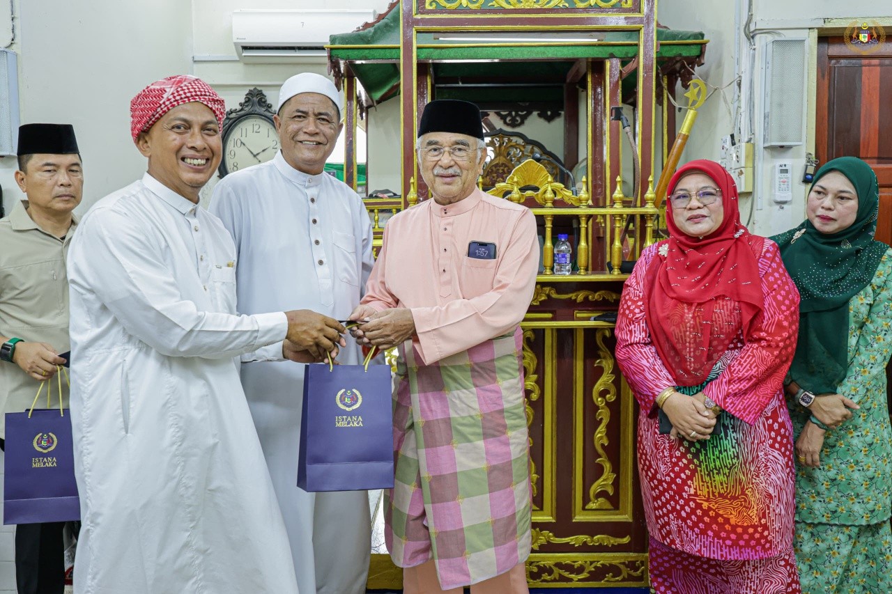 Solat Jumaat di Masjid At Taqwa, Kampung Bukit Darat, Tanjung Kling, Melaka